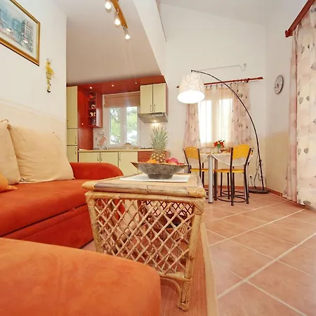 Seafront Deveron Apartment *