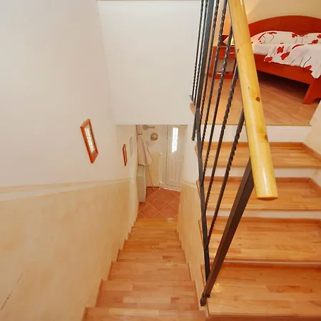 Seafront Deveron Apartment Jelsa (Hvar)